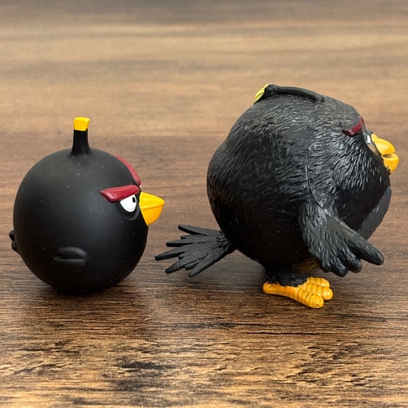 2 Angry Birds 2016 BOMB Black Bird Rovio Toy Figures Figurine App Video Game - Picture 7 of 10
